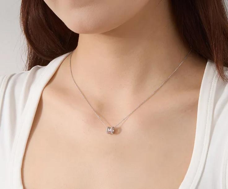 Luxury Handmade Alloy Necklace, Vintage Style, Unique Fashion Statement