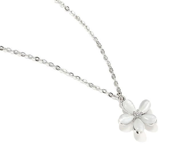 Luxury Handmade Alloy Necklace, Vintage Style, Unique Fashion Statement